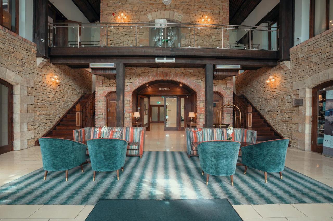 Cavan Crystal Hotel Exterior photo