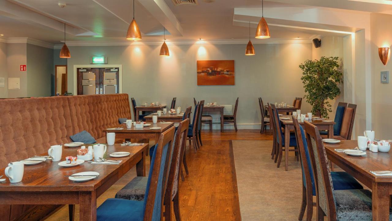 Cavan Crystal Hotel Exterior photo